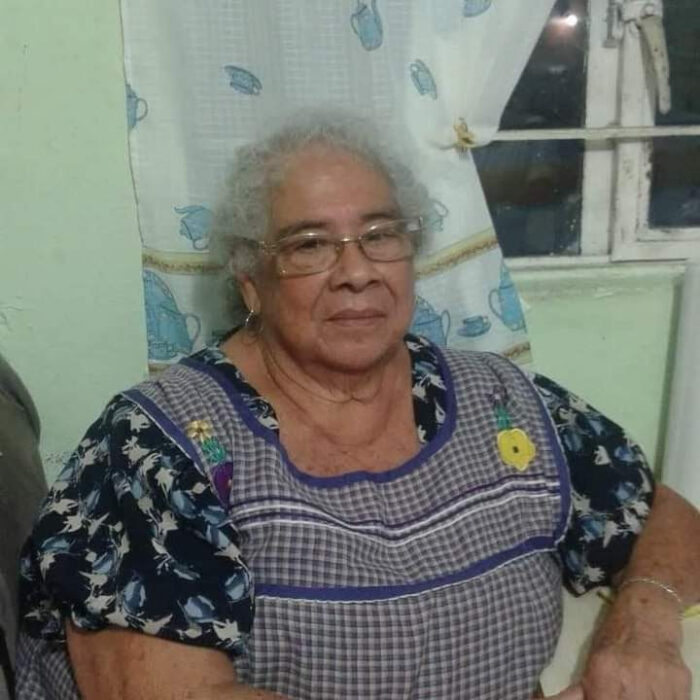 Para mí abuelita soledad