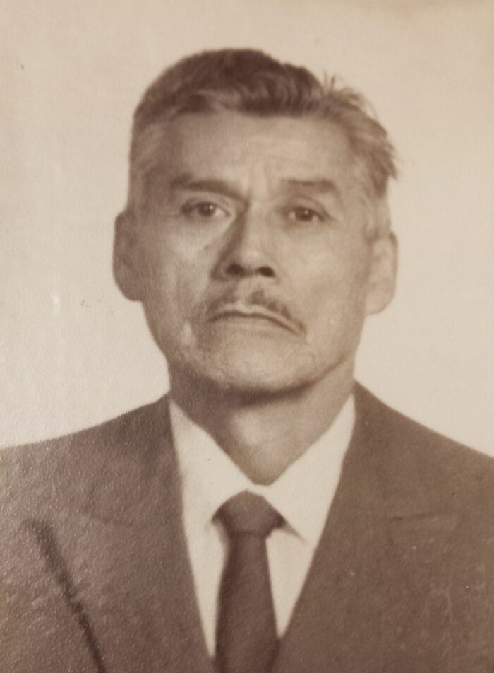 José Flores Contreras