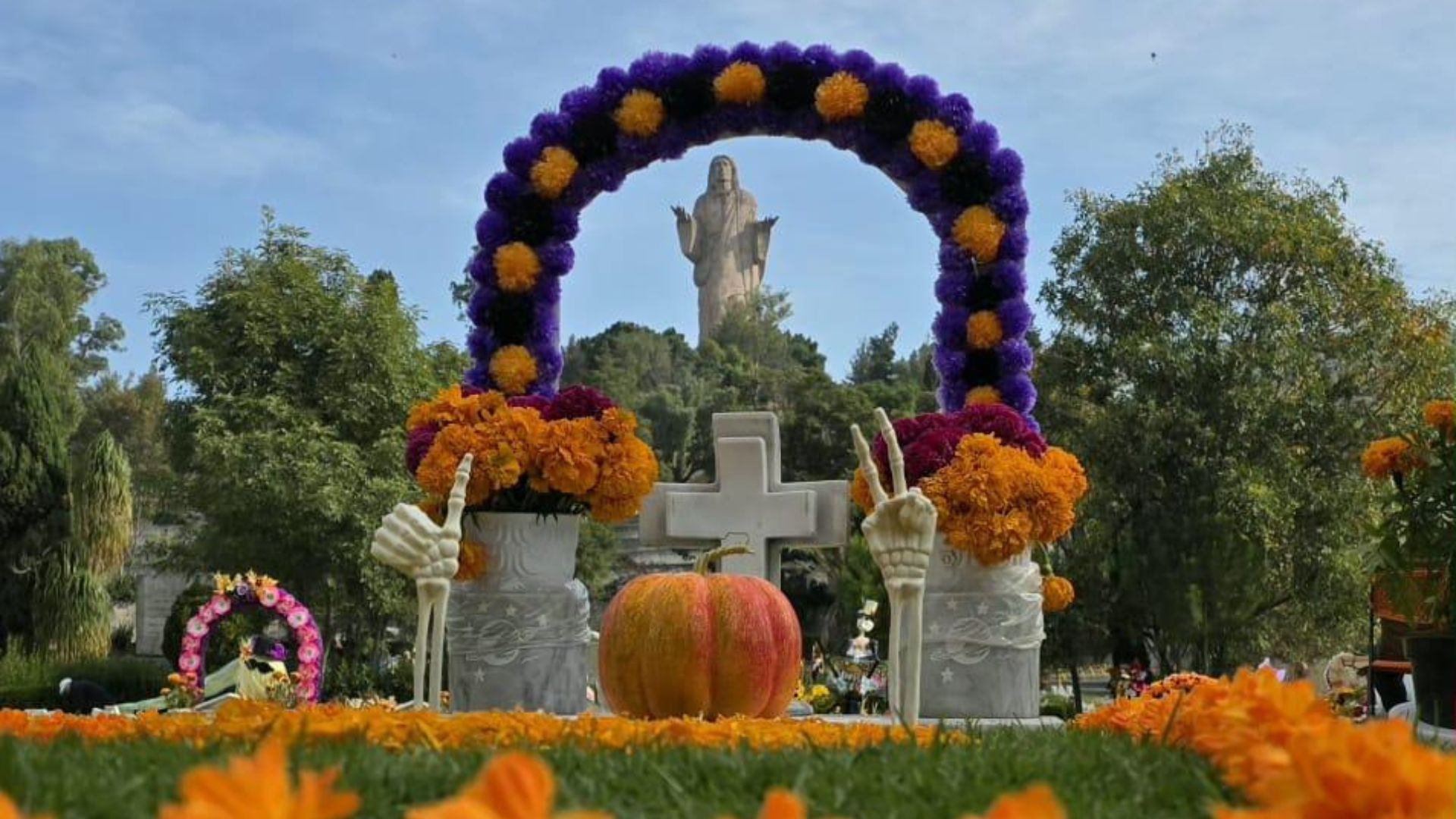 Jardines de Recuerdo: Donde la eternidad se llena de vida